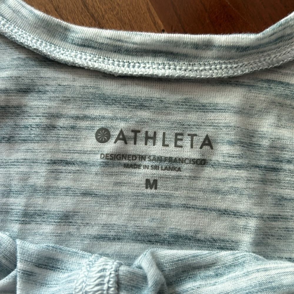 Cute Athleta Tank - Picture 6 of 6